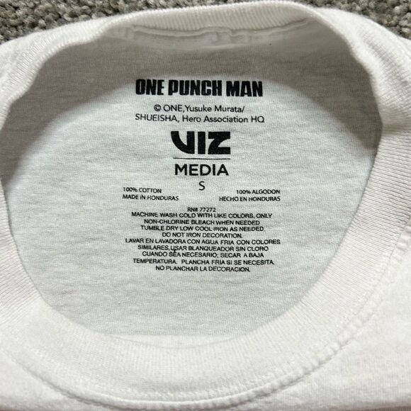 One Punch Man Saitama Punch Pose Short Sleeve T-Shirt size Small - Picture 6 of 7